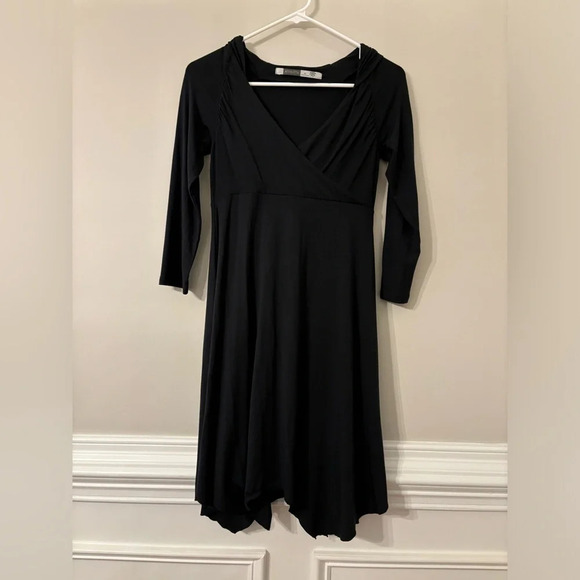 Athleta Dresses & Skirts - Athleta Lightweight Hooded Long Sleeve Asymmetric Hem Fit Flare Dress X-Small